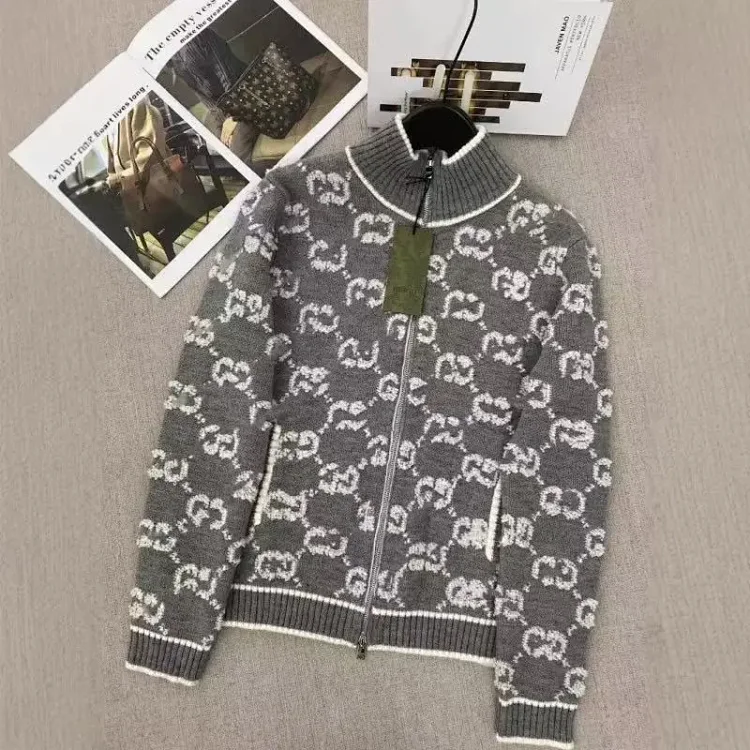 Gucci knitted sweater & down jacket  -2