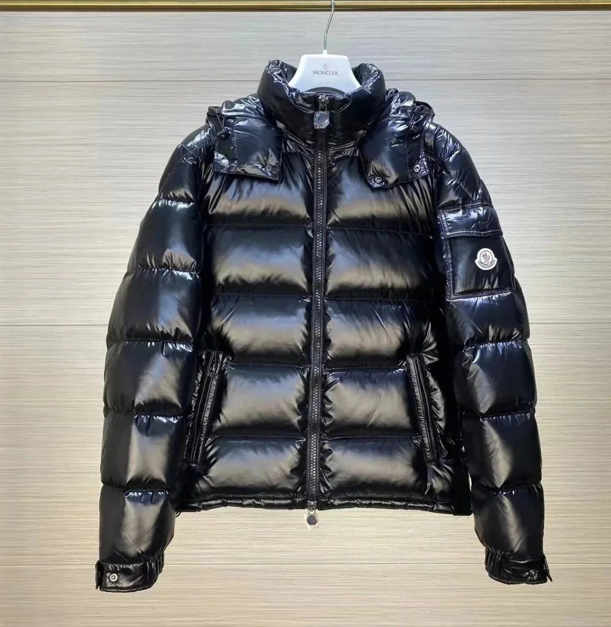 Canada Goose  Moncler Ralph Lauren Burberry  Prada Down jacket/vest  -2