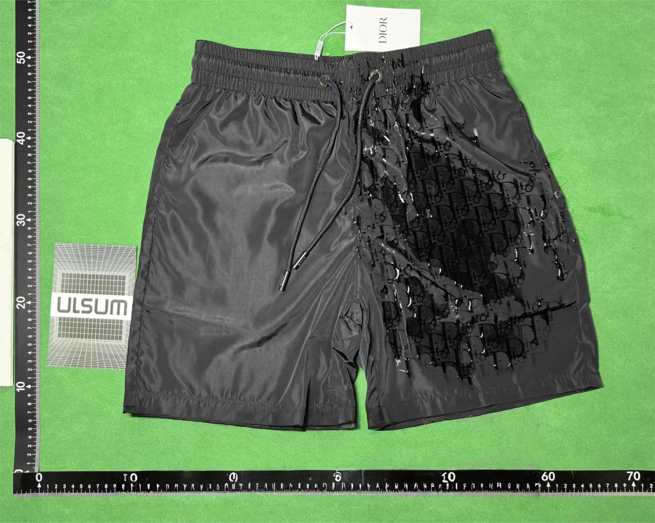 Fendi shorts  -4