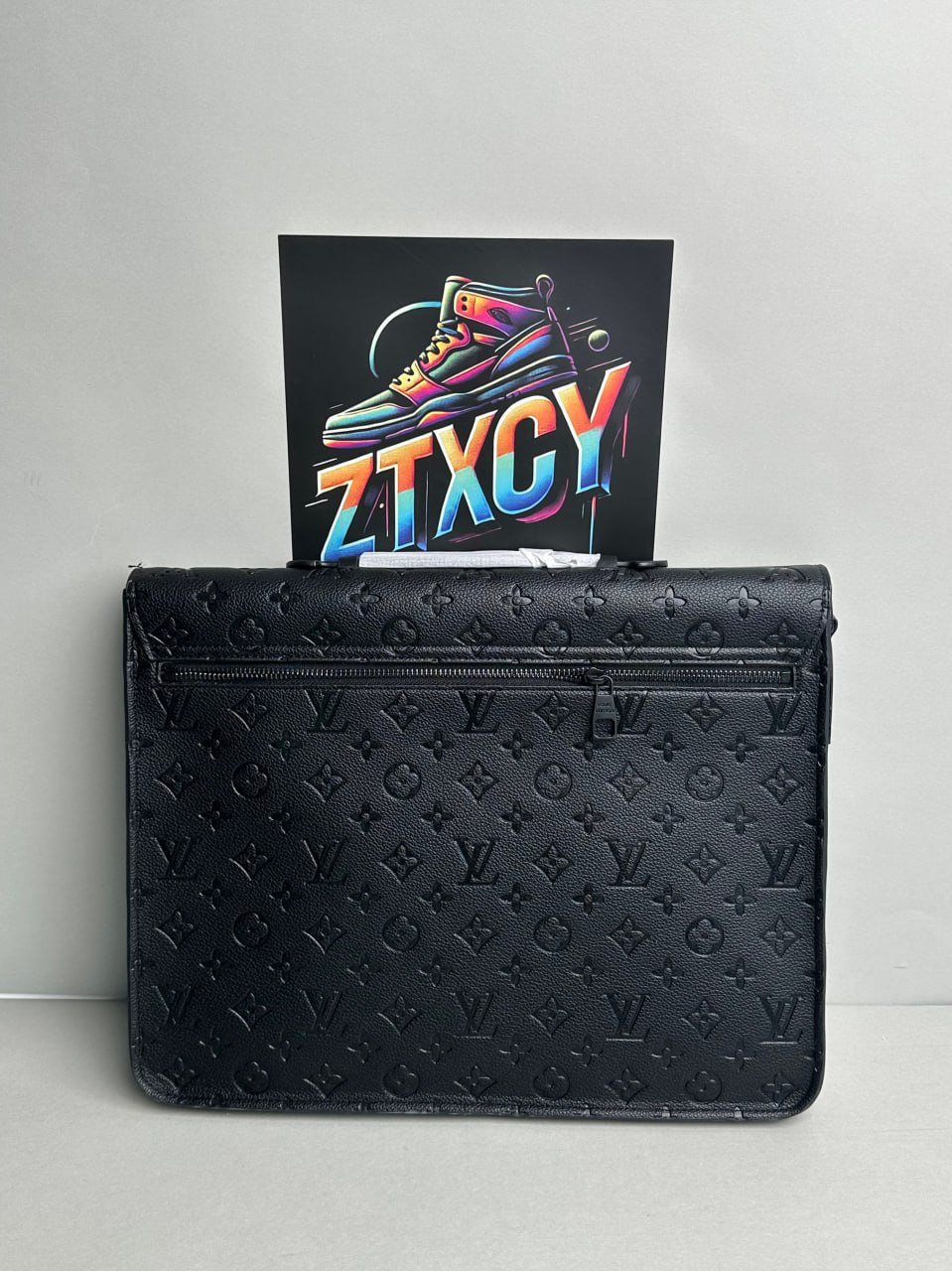 Louis Vuitton Bag                                 -4