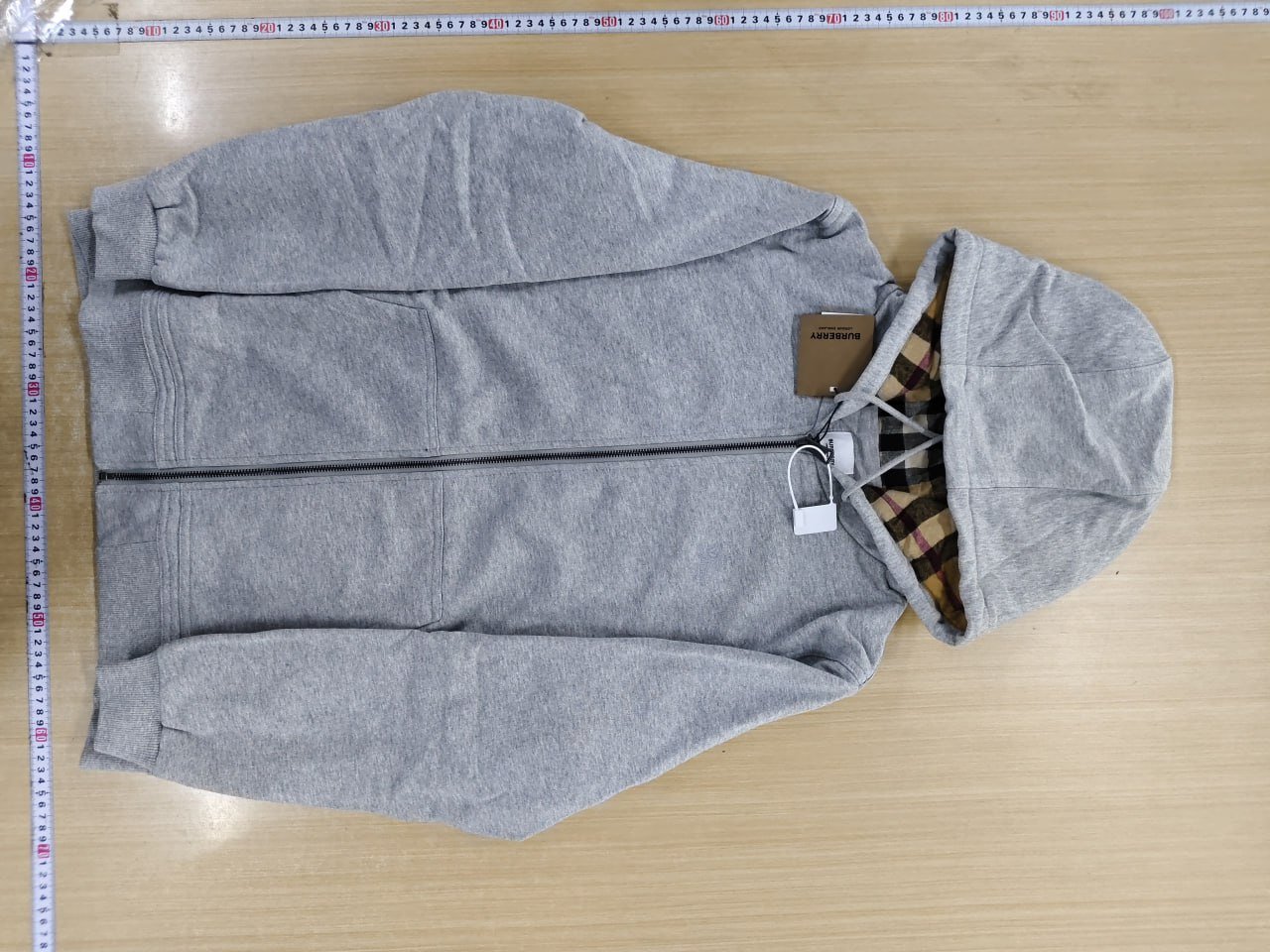 BURBERRY                                 -2