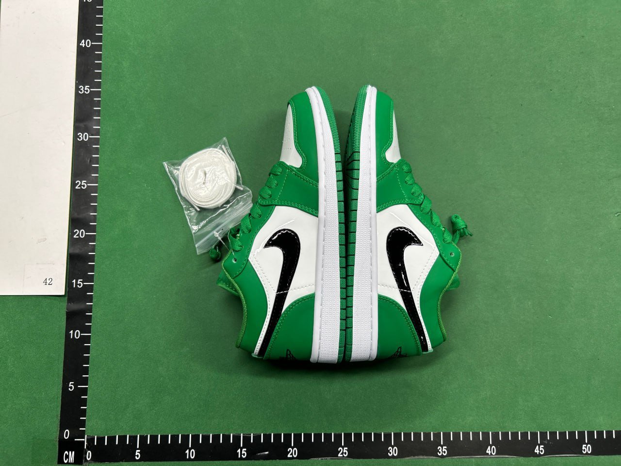 Air Jordan 1 Low OG -5