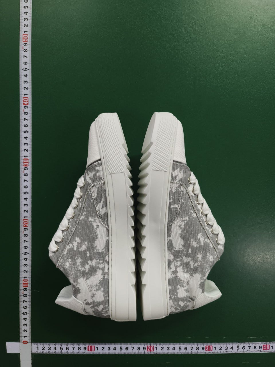 BV Bottega Veneta Orbit -4