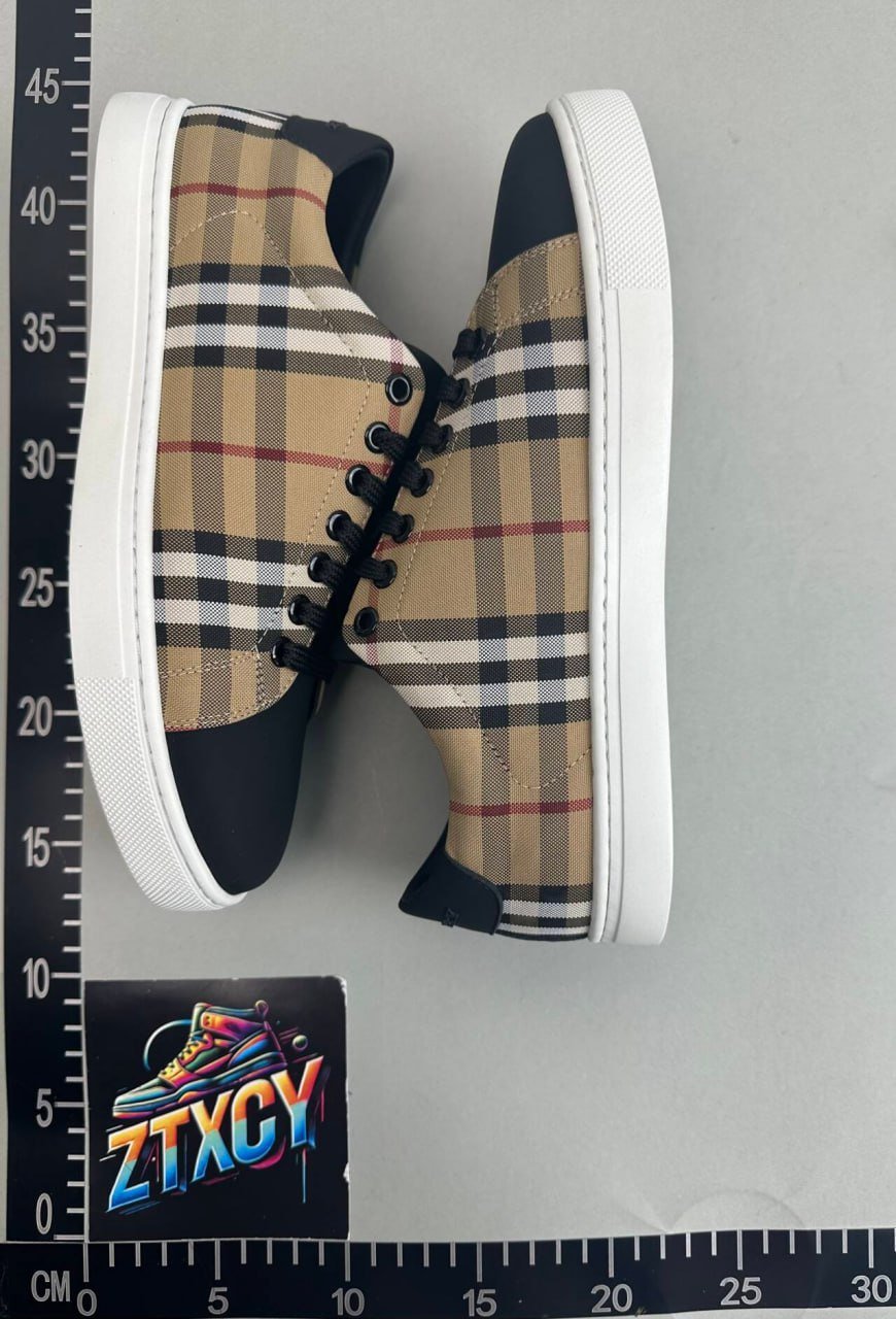 Burberry shoes -4
