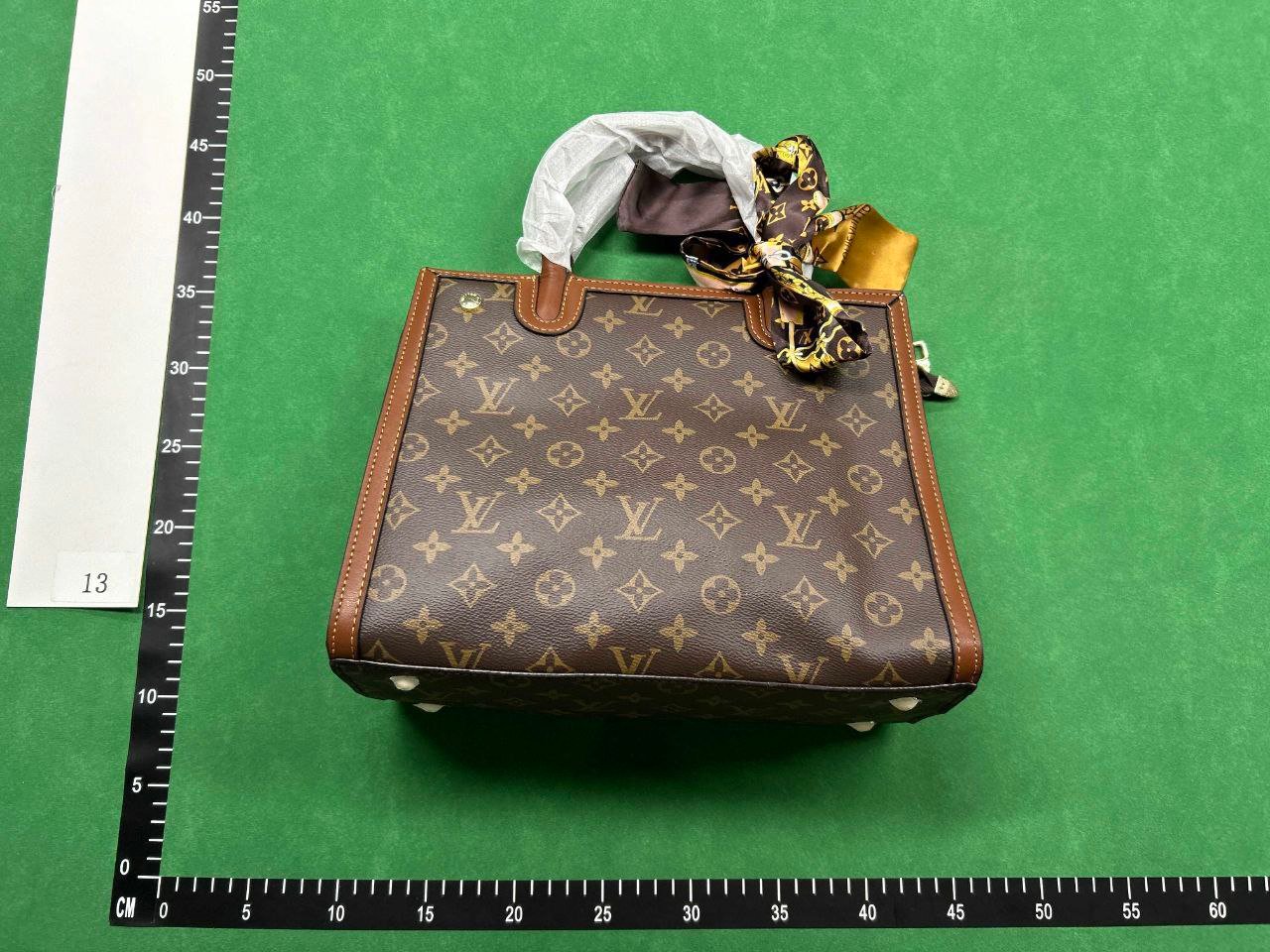 Louis Vuitton Bag -3