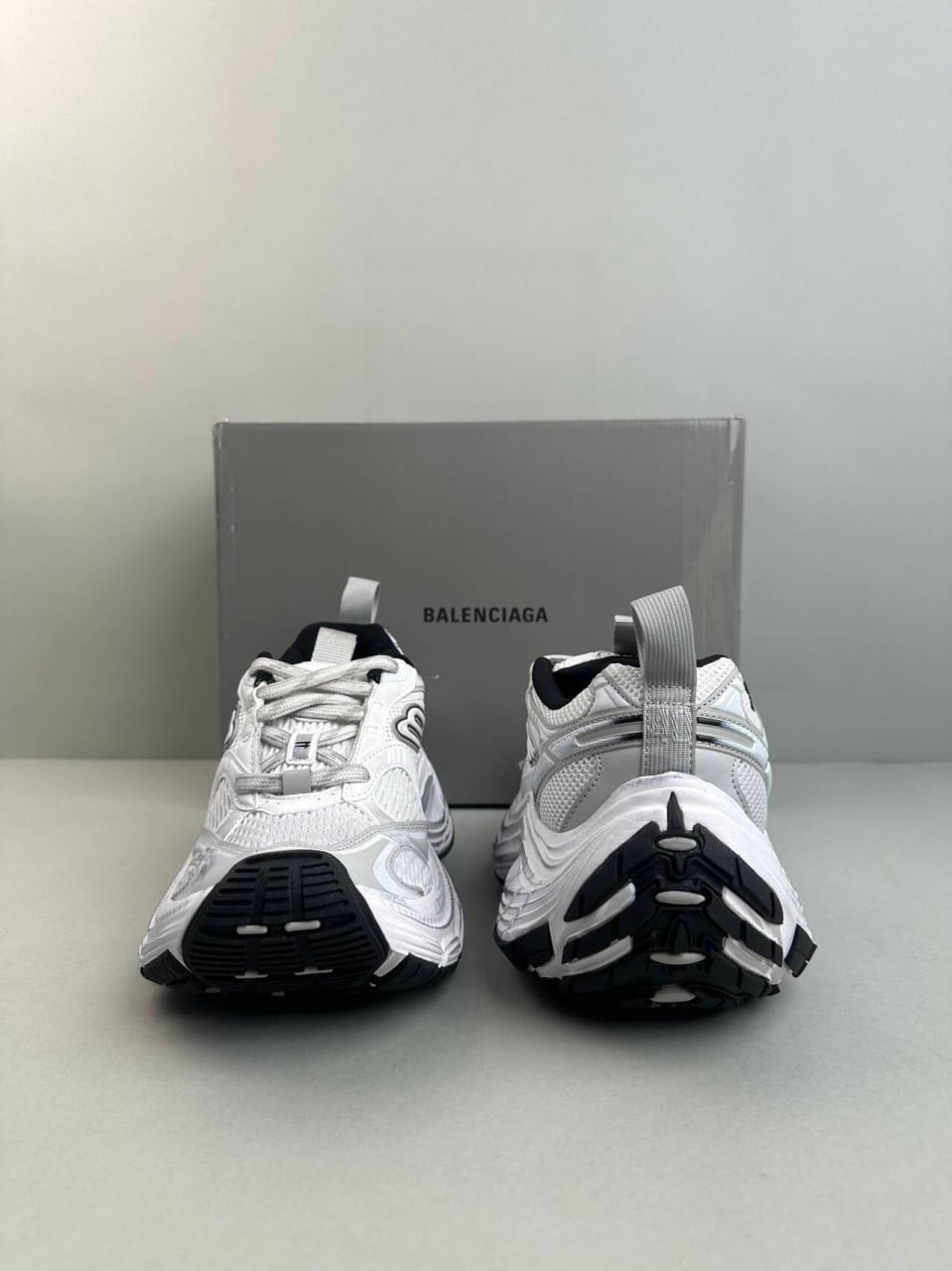 Balenciaga 10xl -4