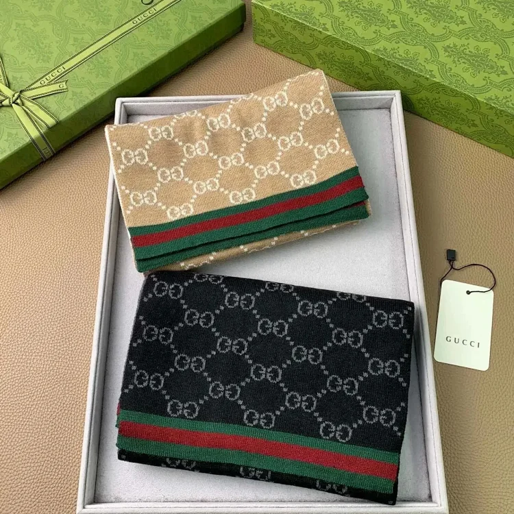 GUCCI scarf（2 Styles）