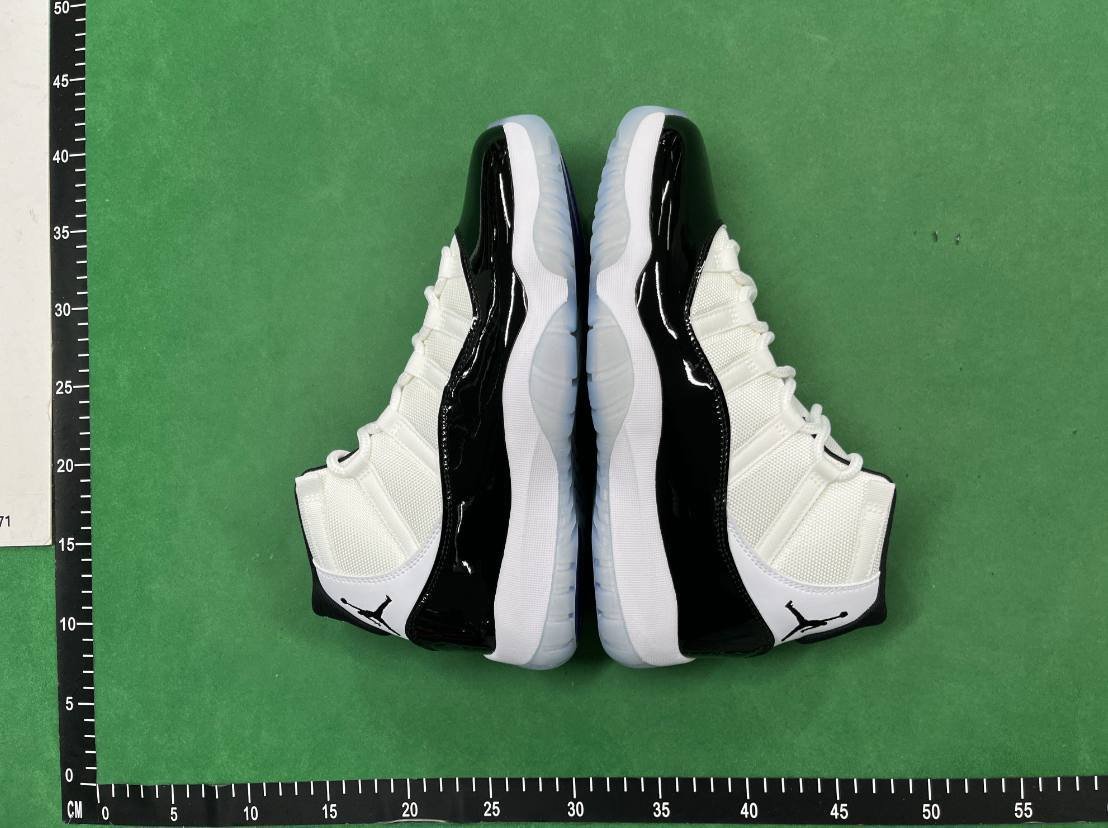 Air Jordan 11 Shoes -3