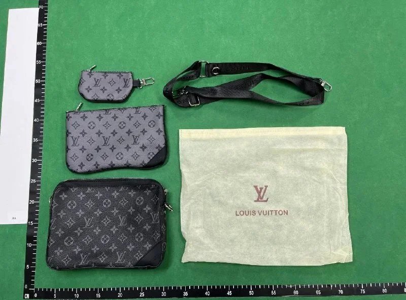  LV Trio Bag  -2