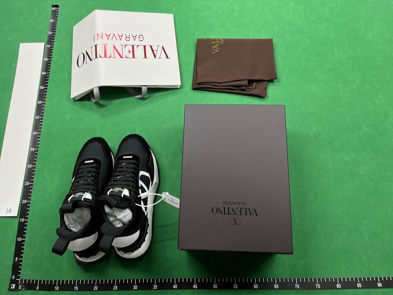 Valentino                                        Valentino                                                                                -5