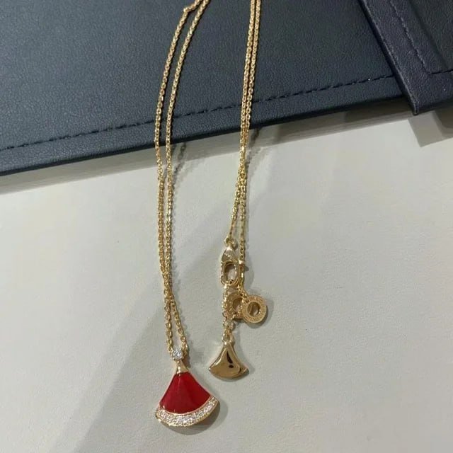 Van Cleef & Arpels necklace -4