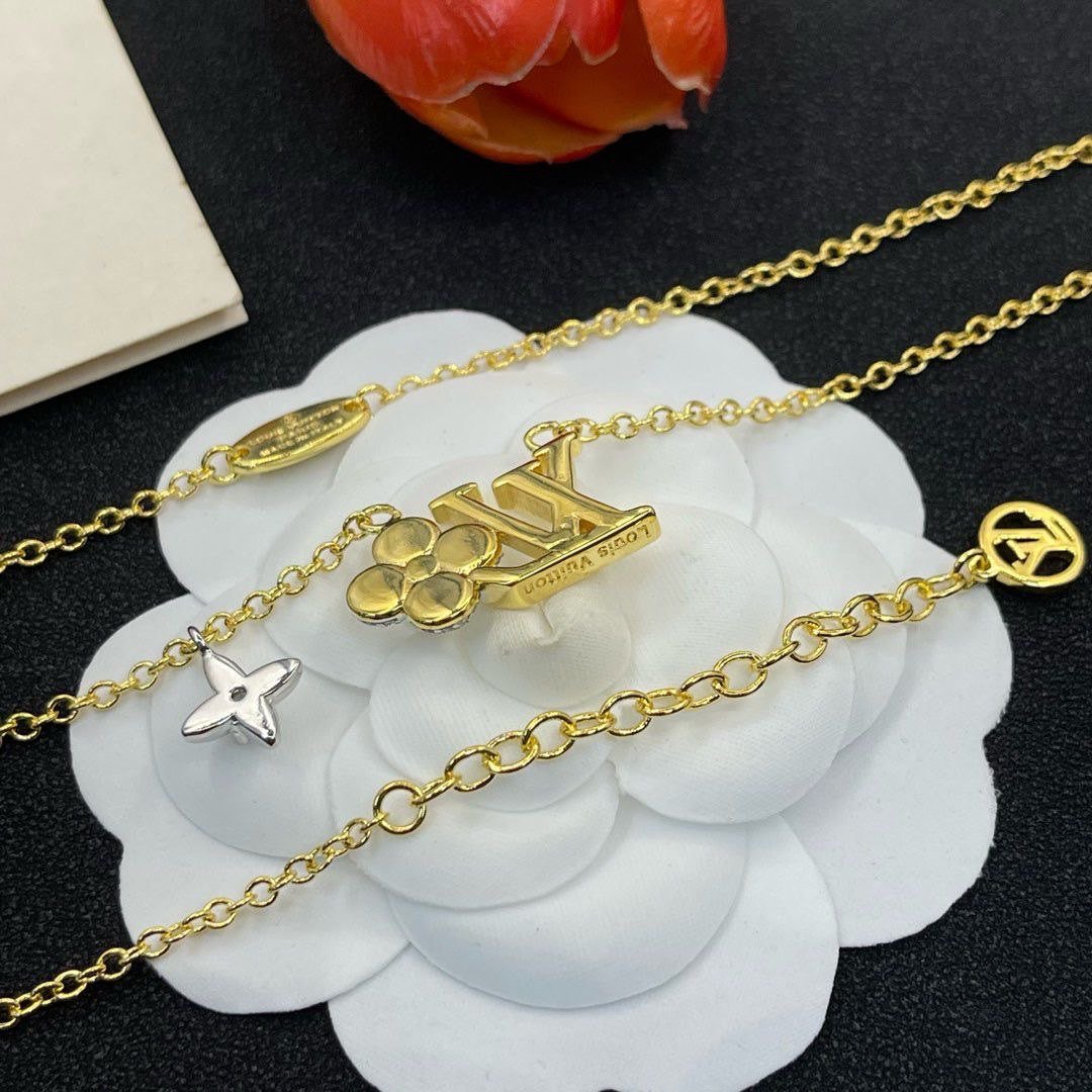 LV necklace  -2