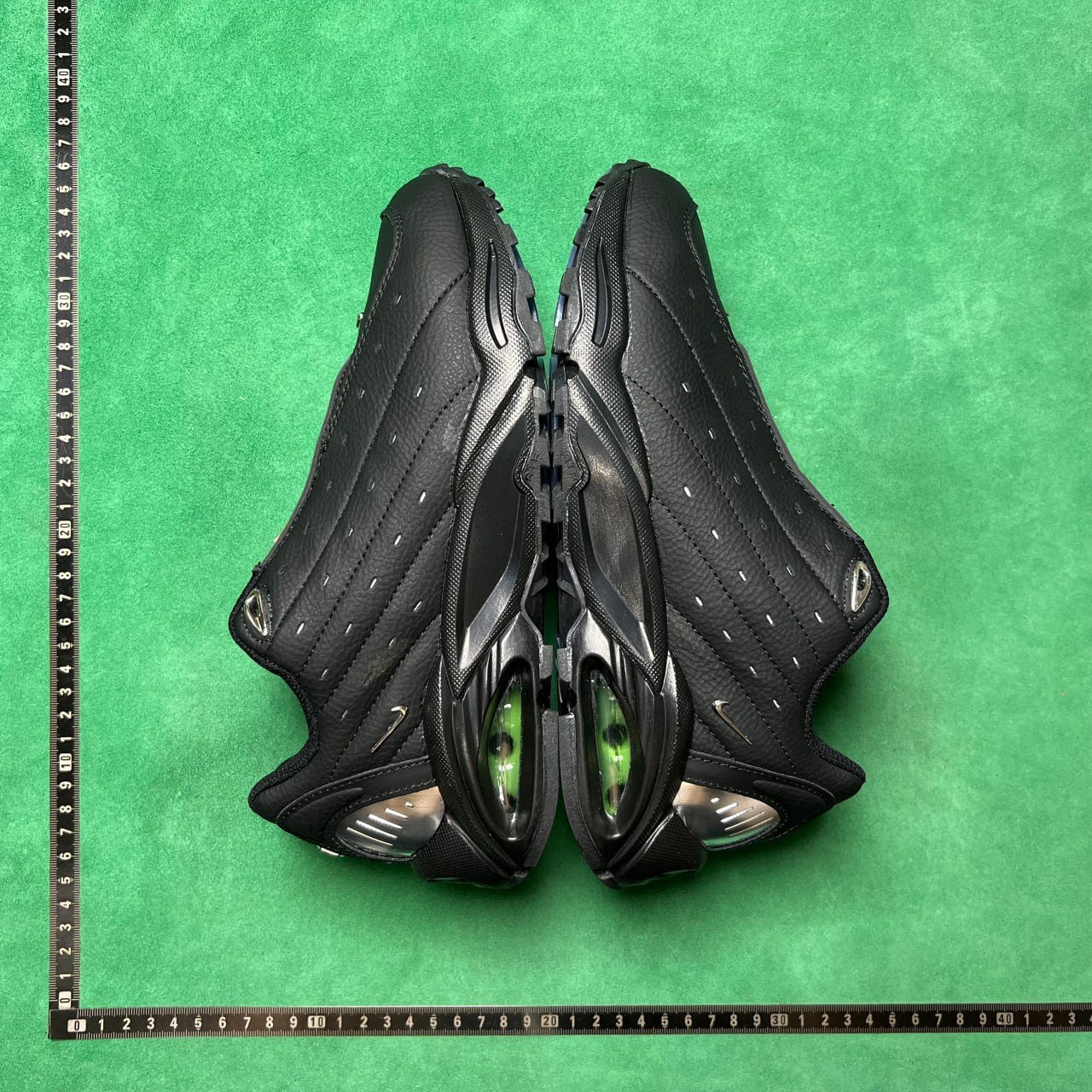 Nike Hot Step Air Terra "Triple Black" -4