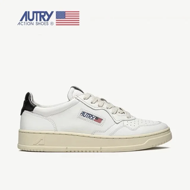 Christian Louboutin Rivet shoes red botton shoes  -5