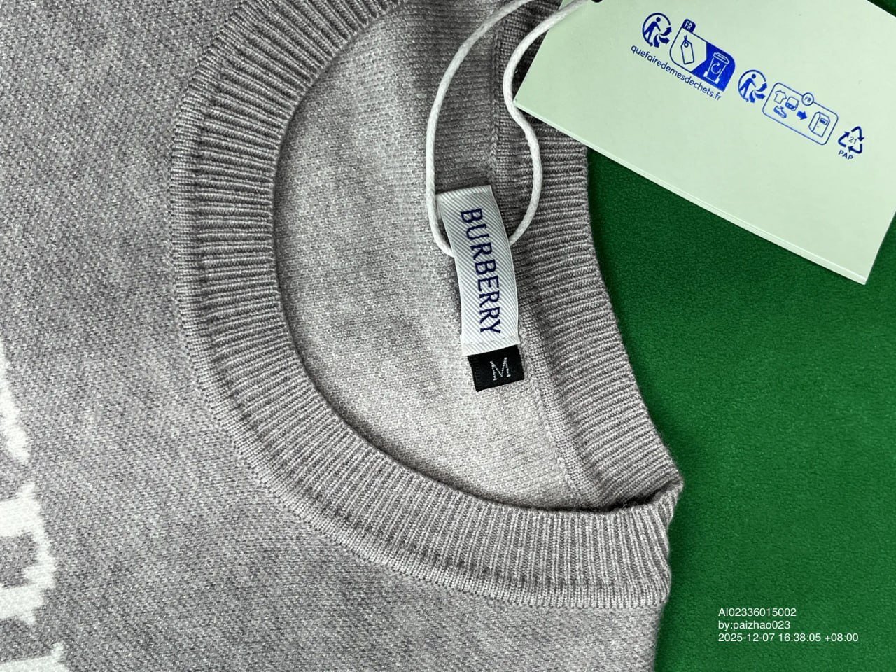 Burberry sweater -4