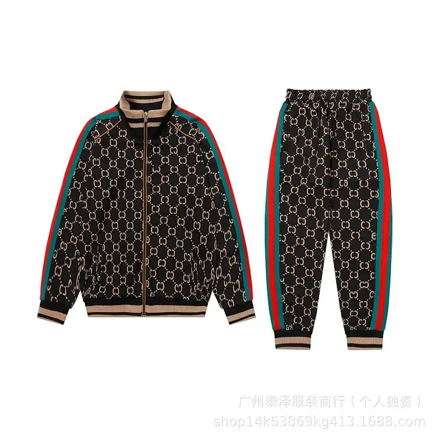 GUCCI suit