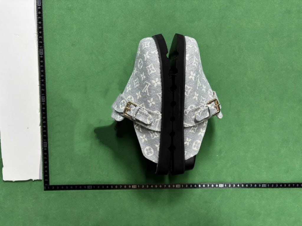 Louis Vuitton slippers -3