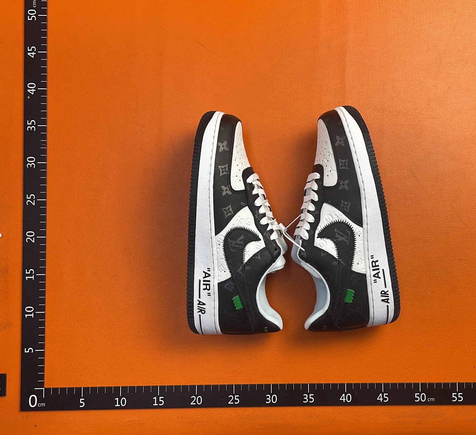 Nike Air Force 1 LV8 Men's -3