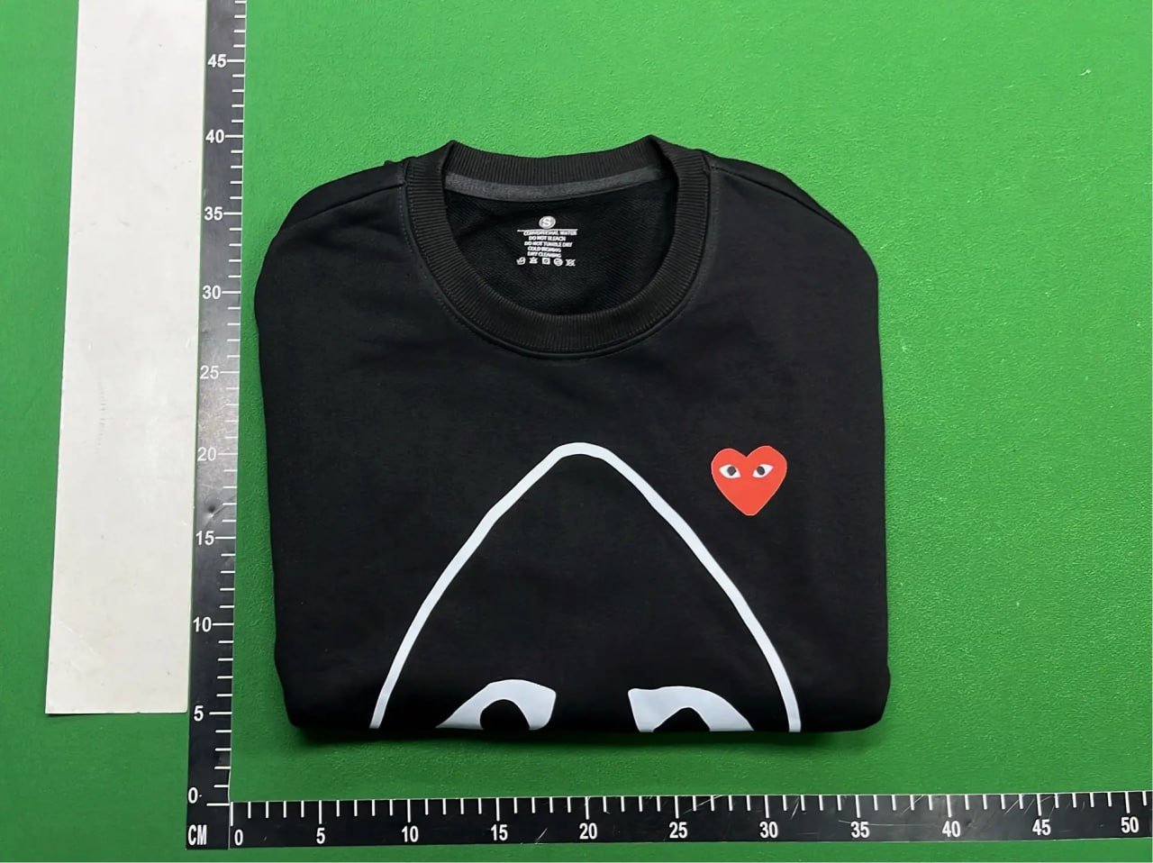Play hoodie -4