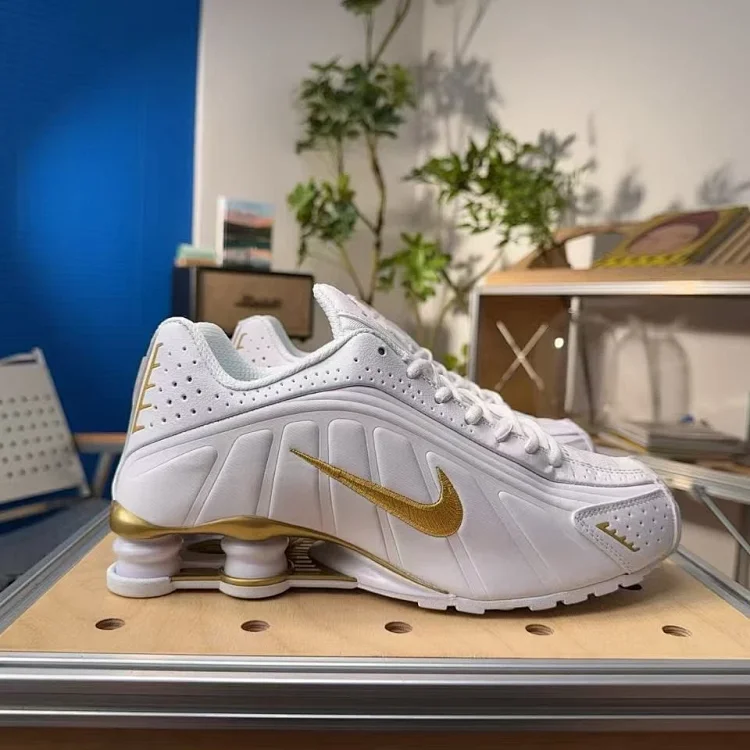 nike air max SHOXR4