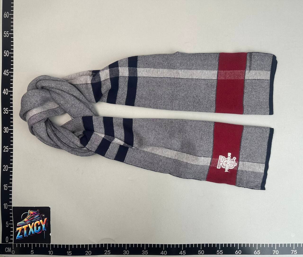 Burberry scarf -3