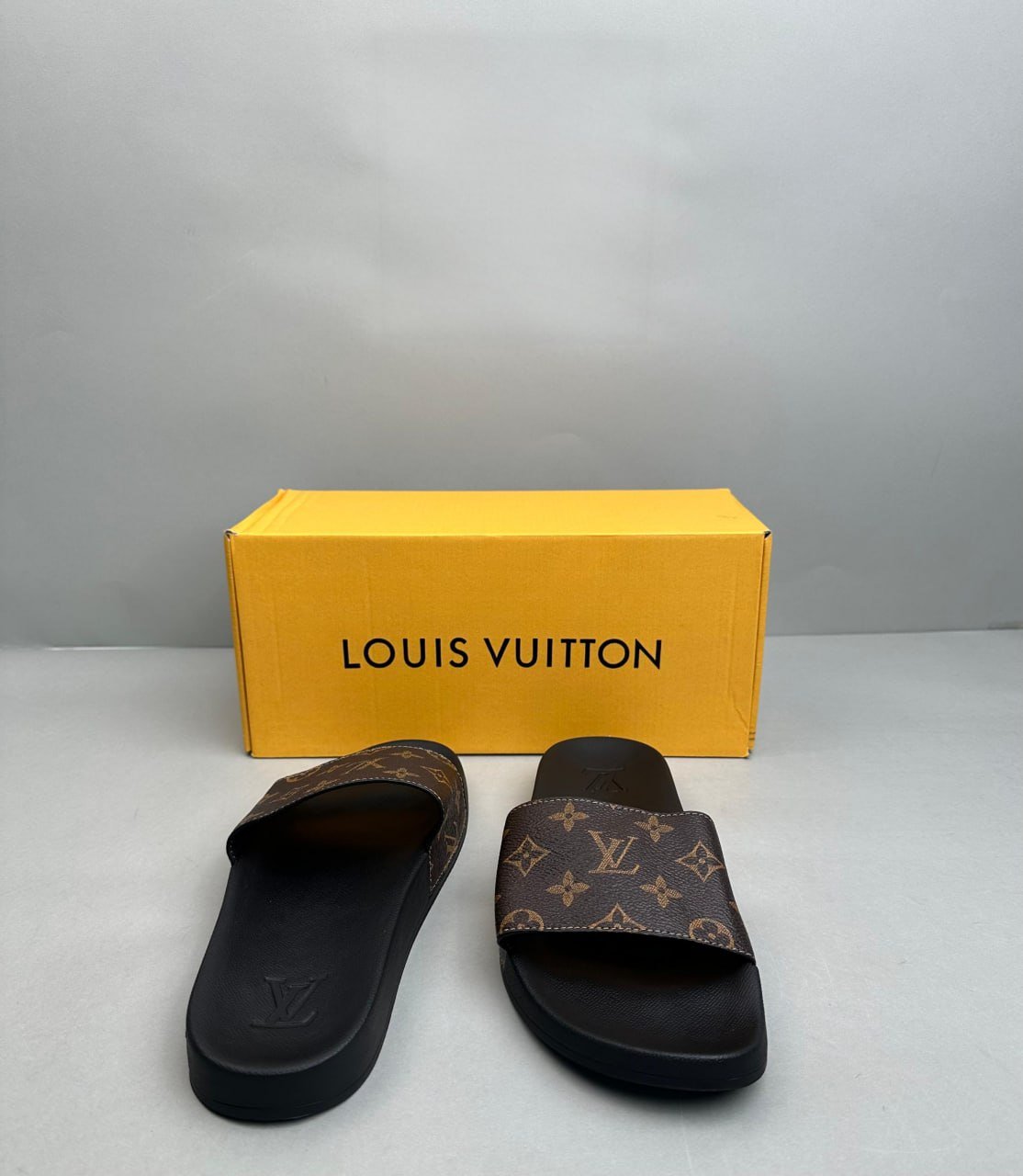 Louis Vuitton Slippers -4