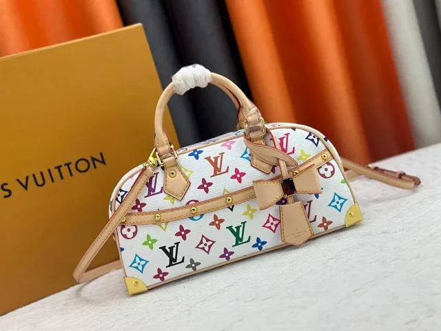 Louis Vuitton Bag   -2
