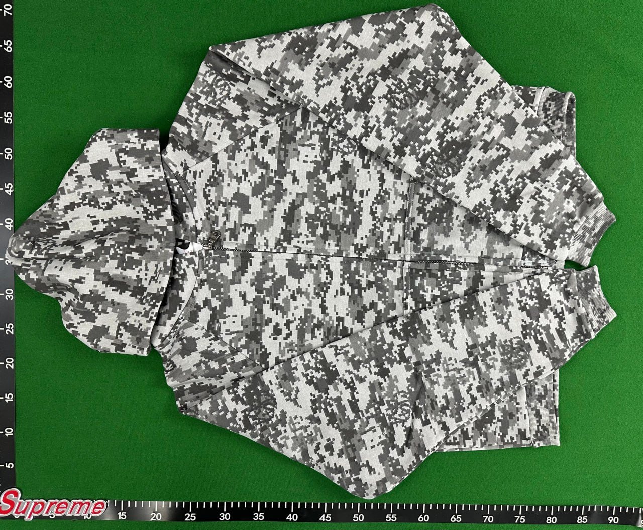 Mertra Hoodie -2