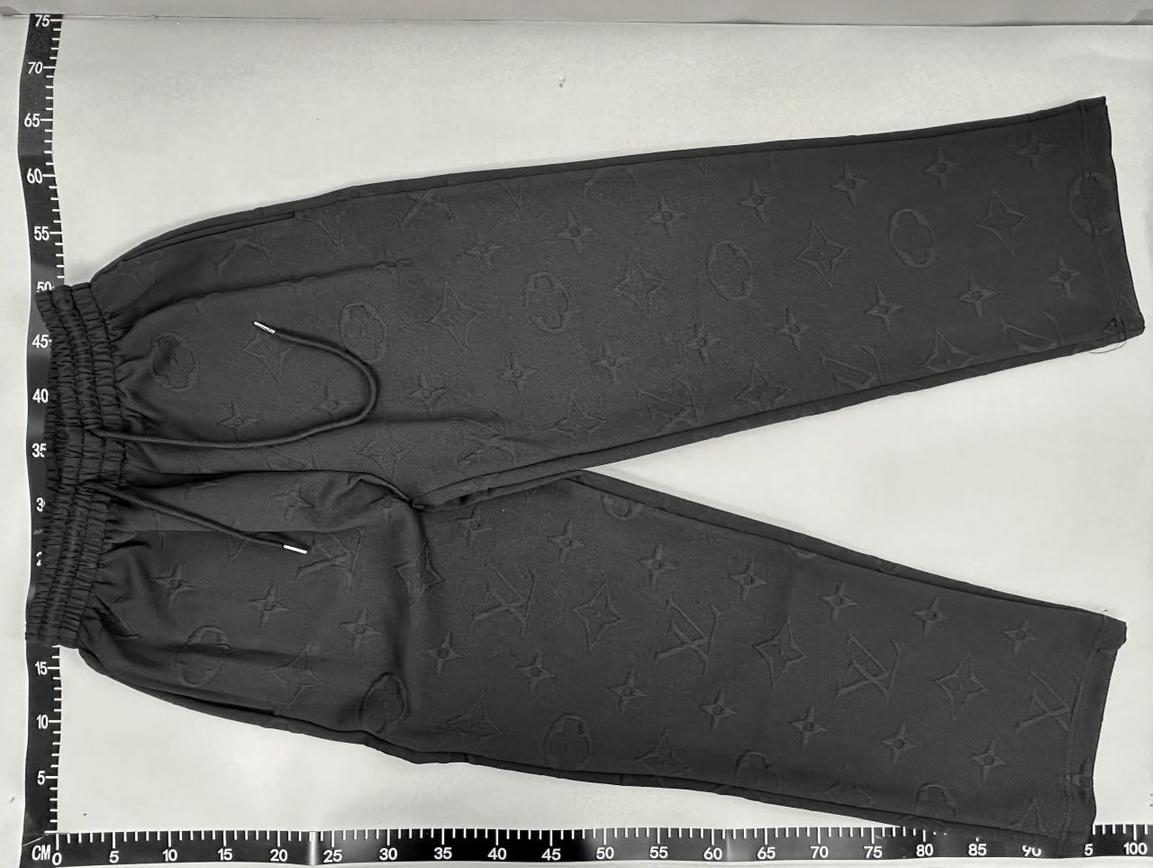 Louis Vuitton Pants -2