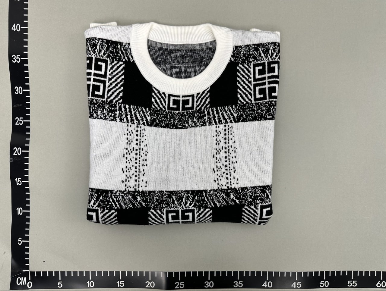 Fendi Sweater -4