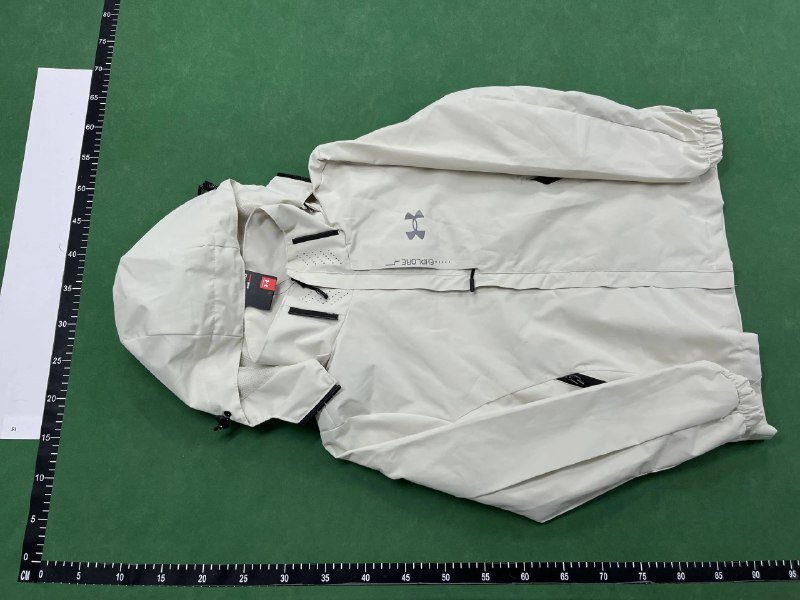 Nike  Under Armour -5