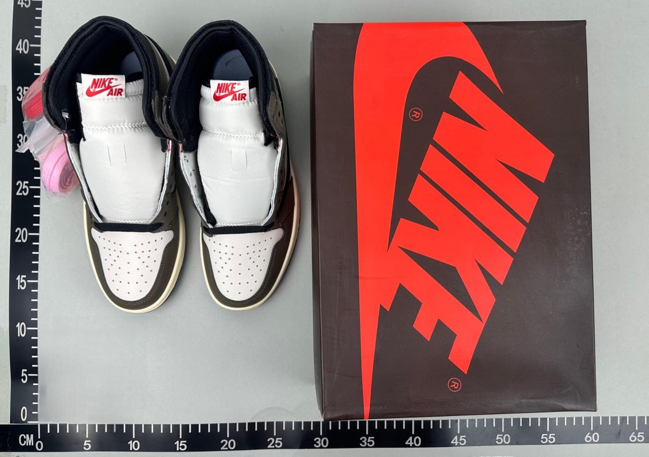 Jordan 1 Low x Travis Scott -5