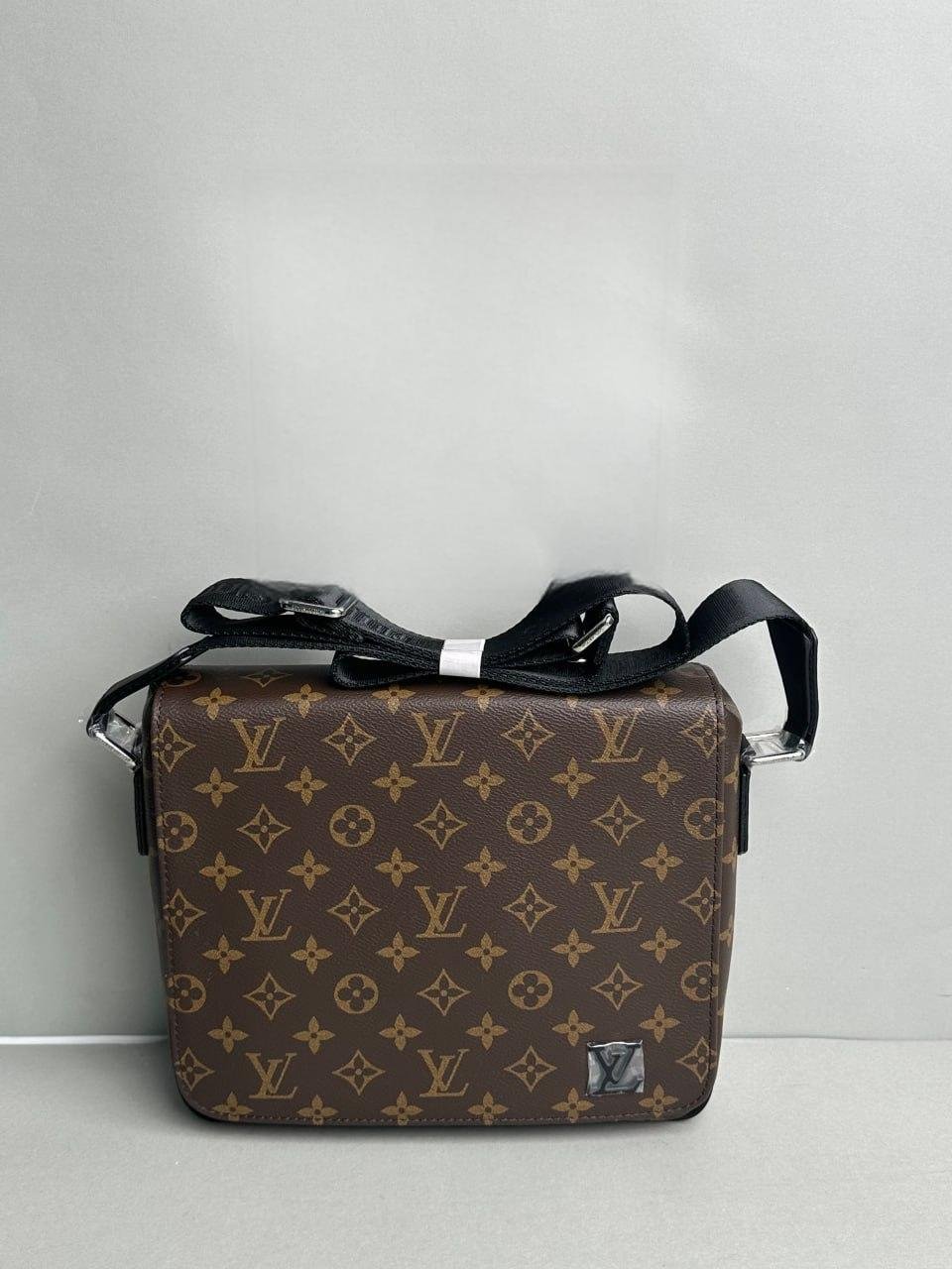 Louis Vuitton Bag -3