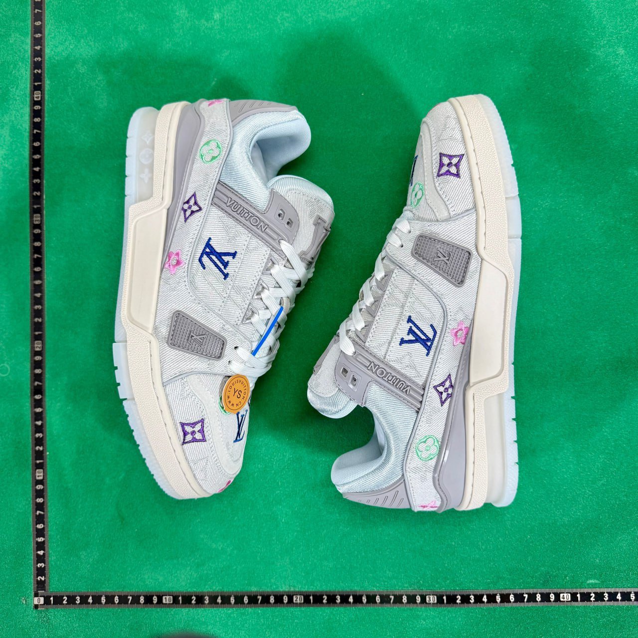 LOUIS VUITTON Trainer -3
