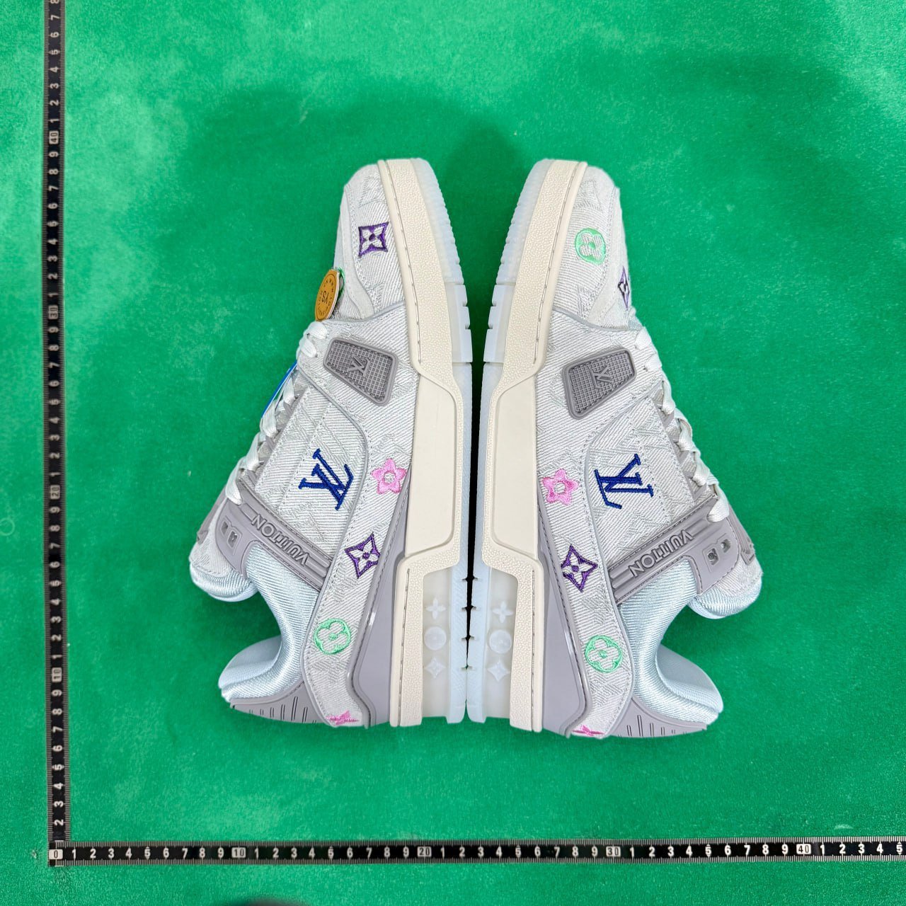 LOUIS VUITTON Trainer -2