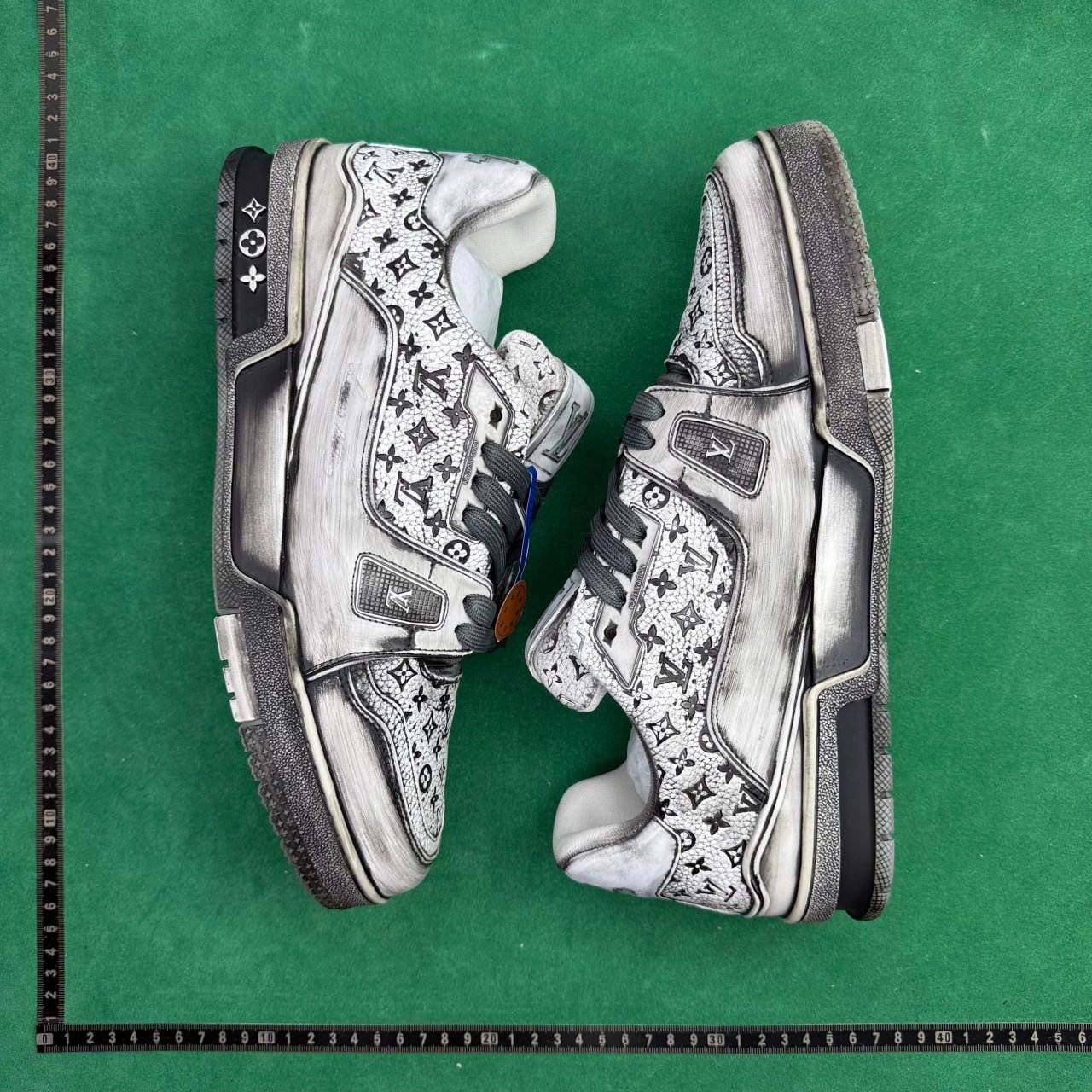 Louis Vuitton Trainer -2
