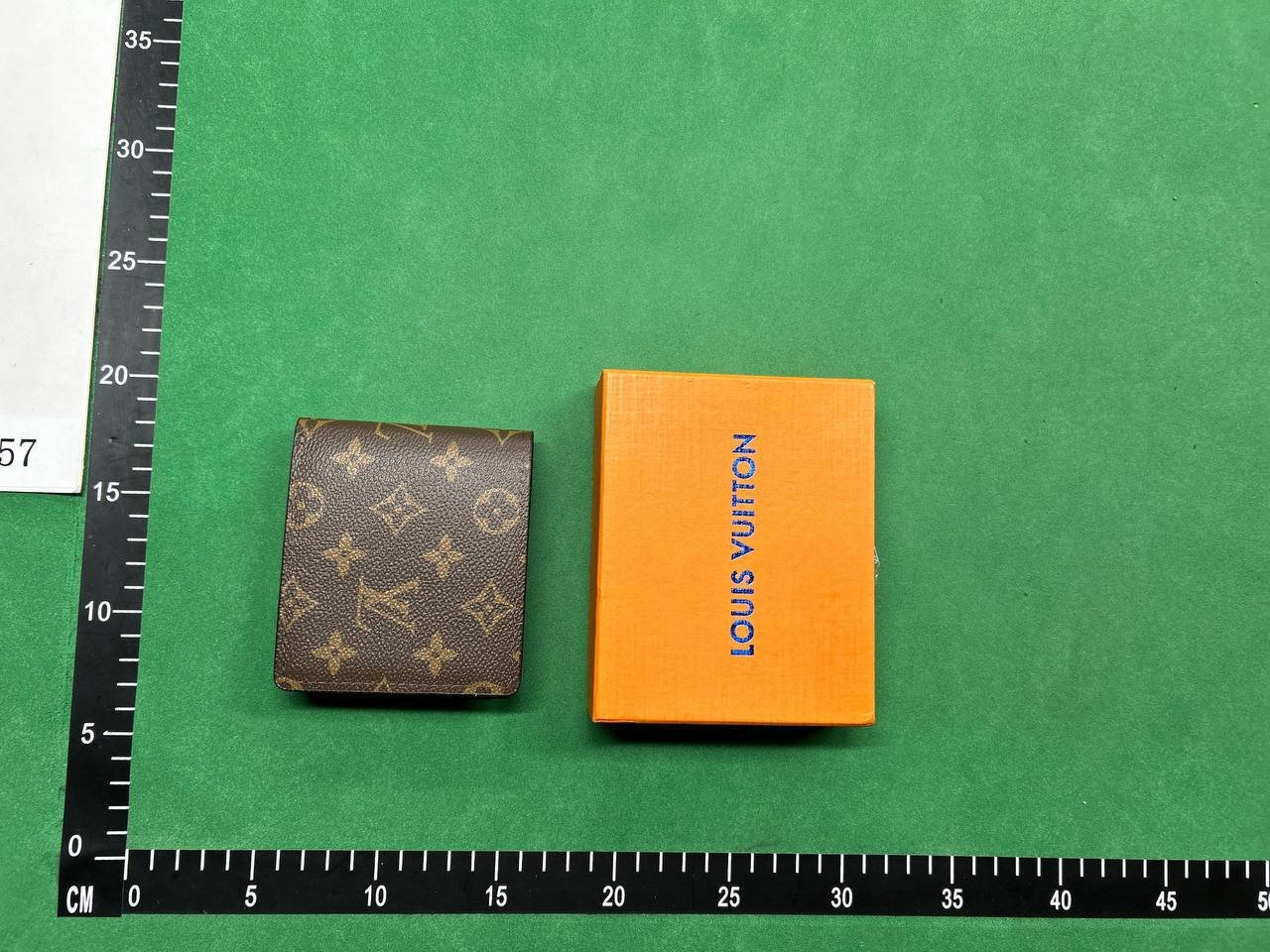 LV Louis Vuitton Wallet -3