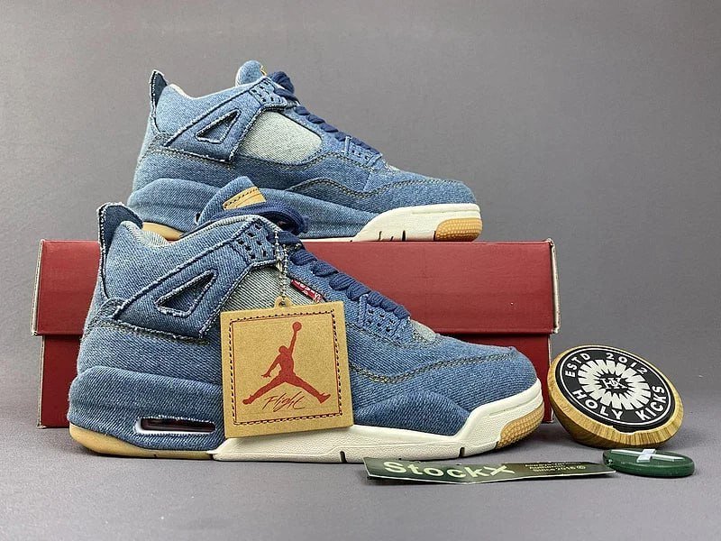 Nike air jordan 4 -5