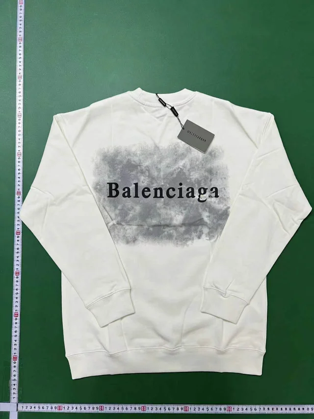 Balenciaga/Burberry/Louis Vuit