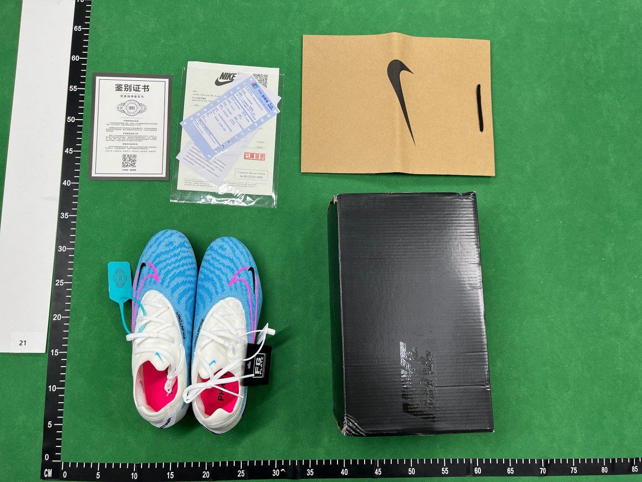 NIKE football boots                                                                                                        -5