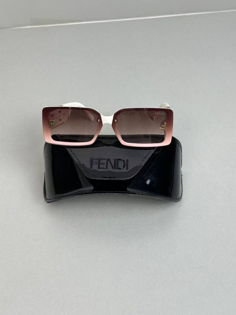 FENDI Sunglasses -3