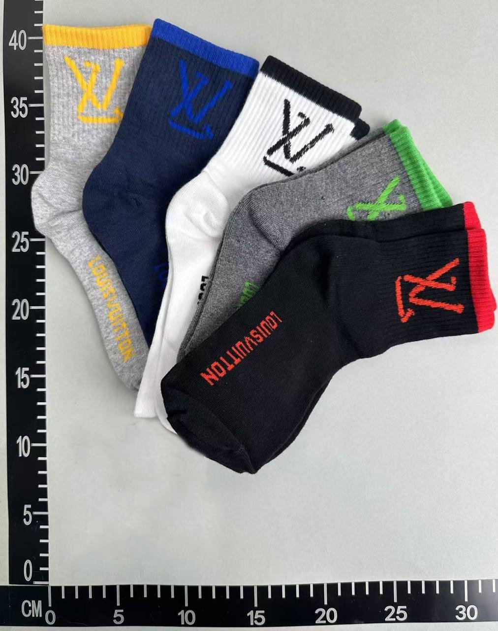 LOUIS VUITTON Socks -3