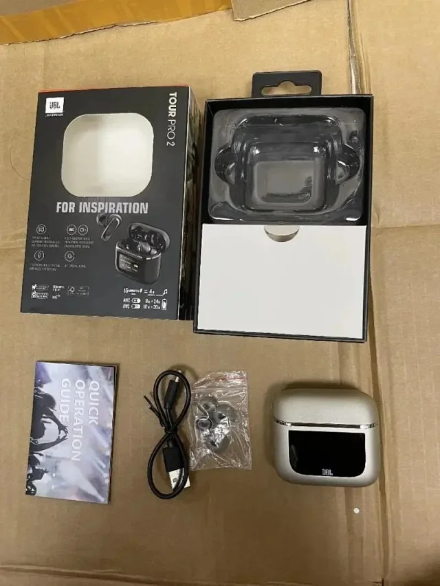  JBL Tour Pro 2 -4