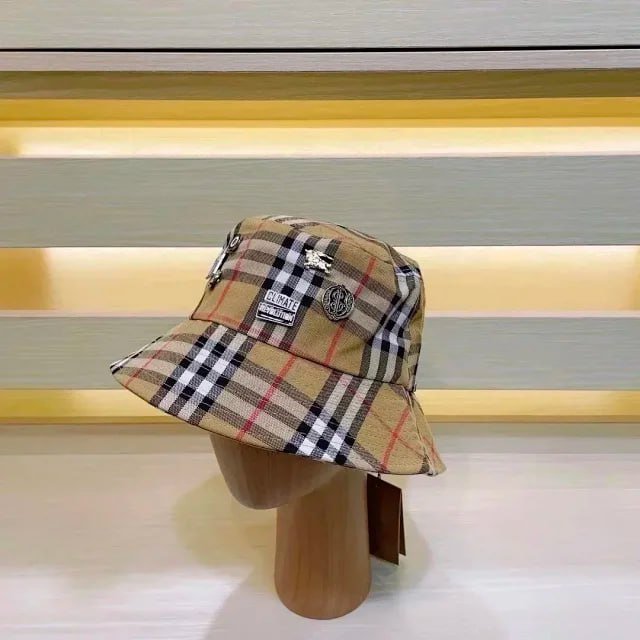 Burberry hat -5