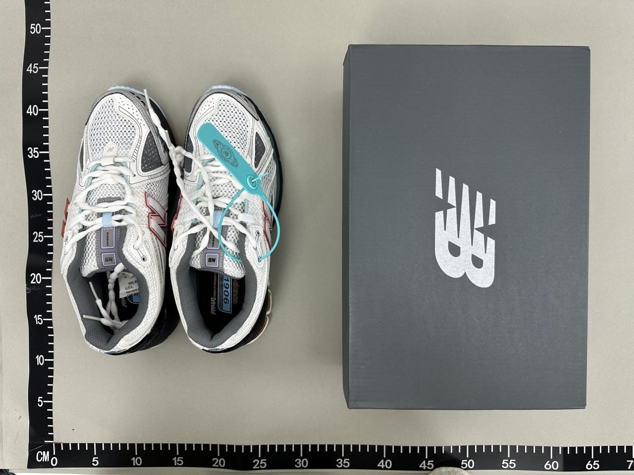 New Balance 1906R -4