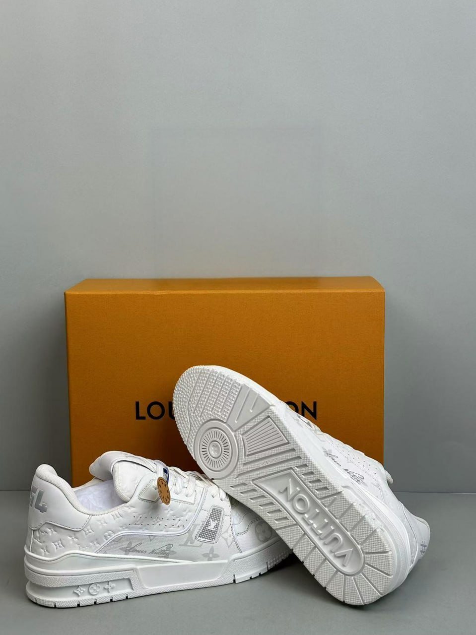 LV Sneakers -3