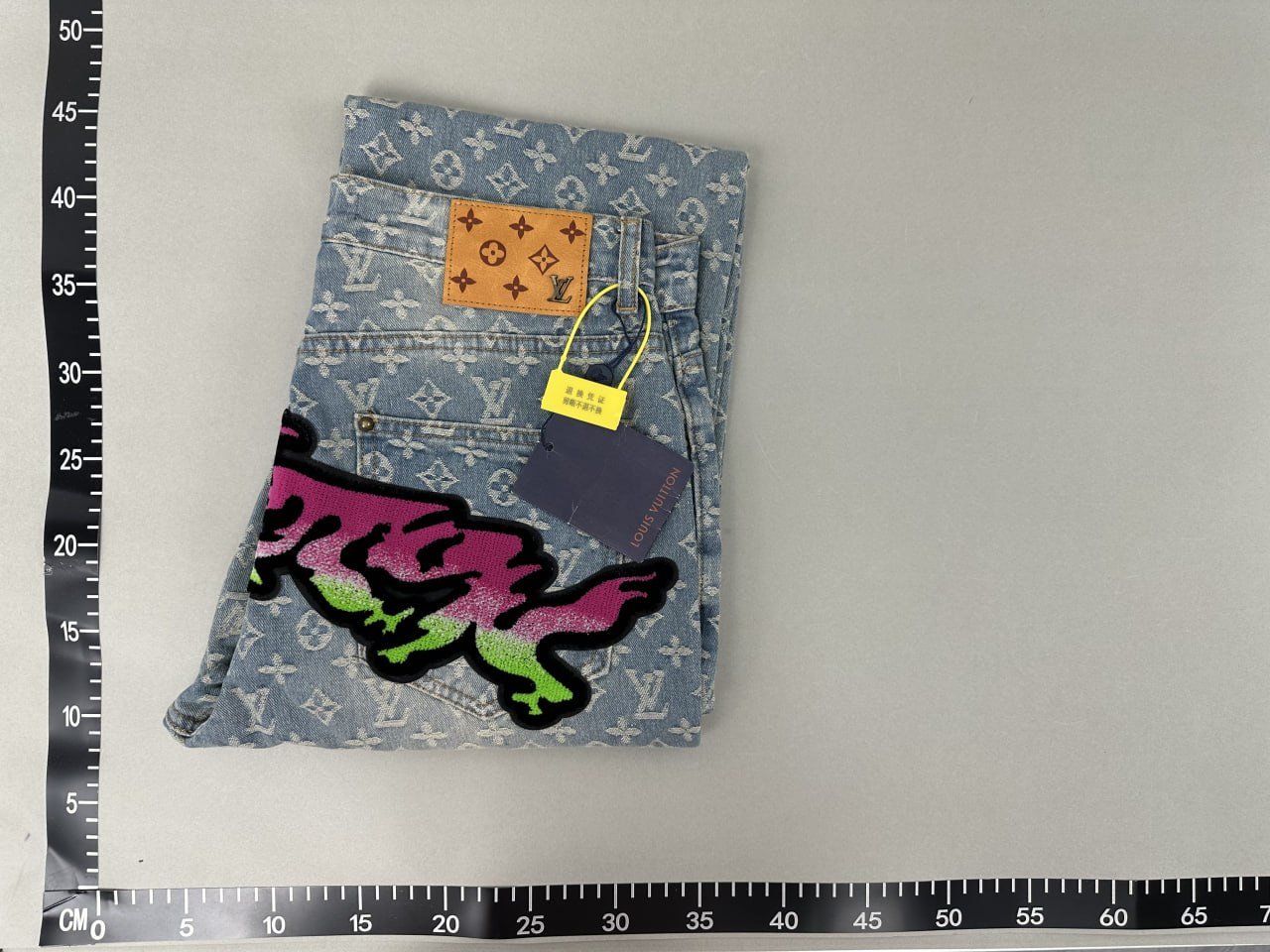 Louis Vuitton Jeans -4