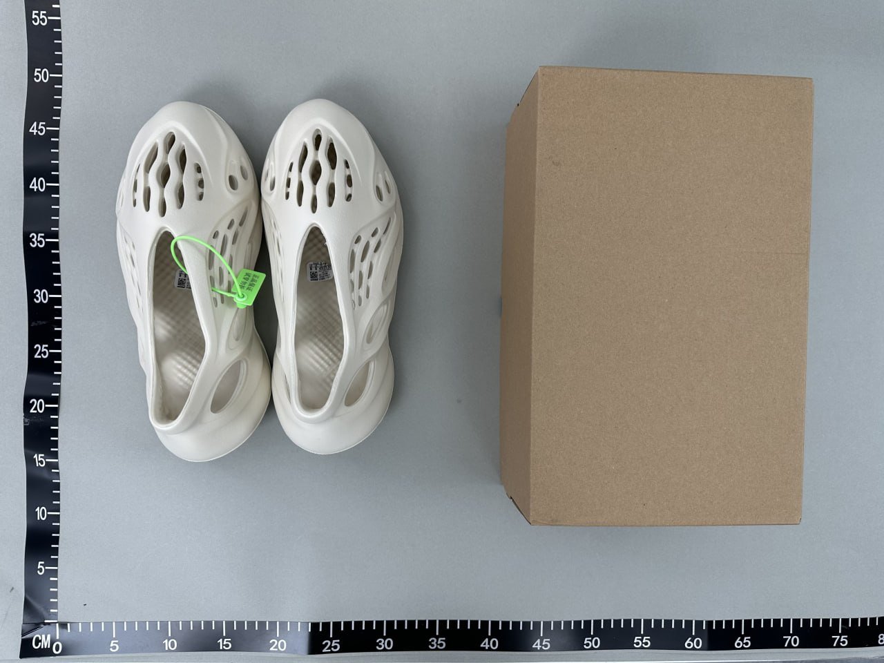 Yeezy Foam -4