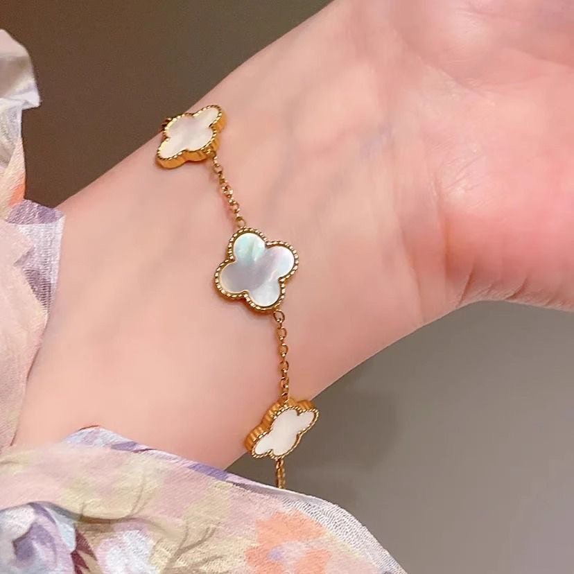 Van Cleef & Arpels bracele -2