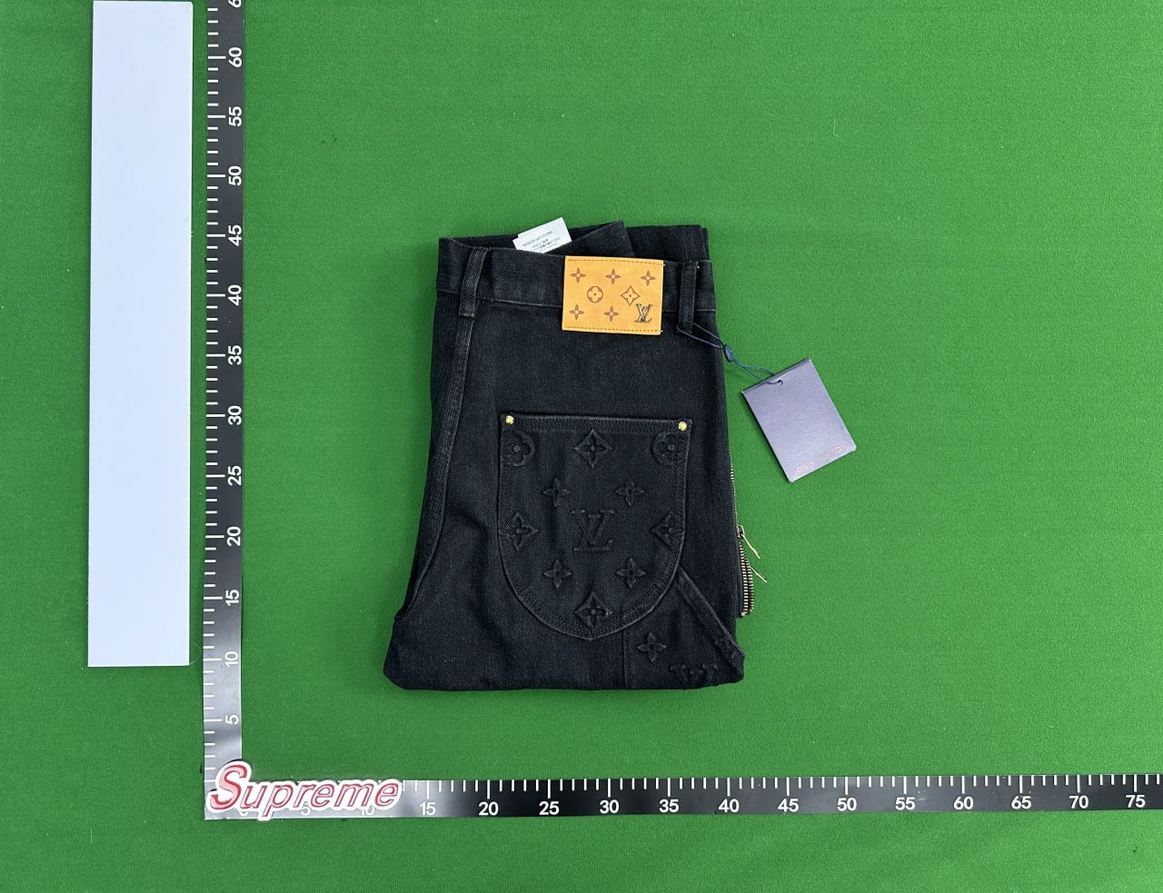 Louis Vuitton Jeans -4